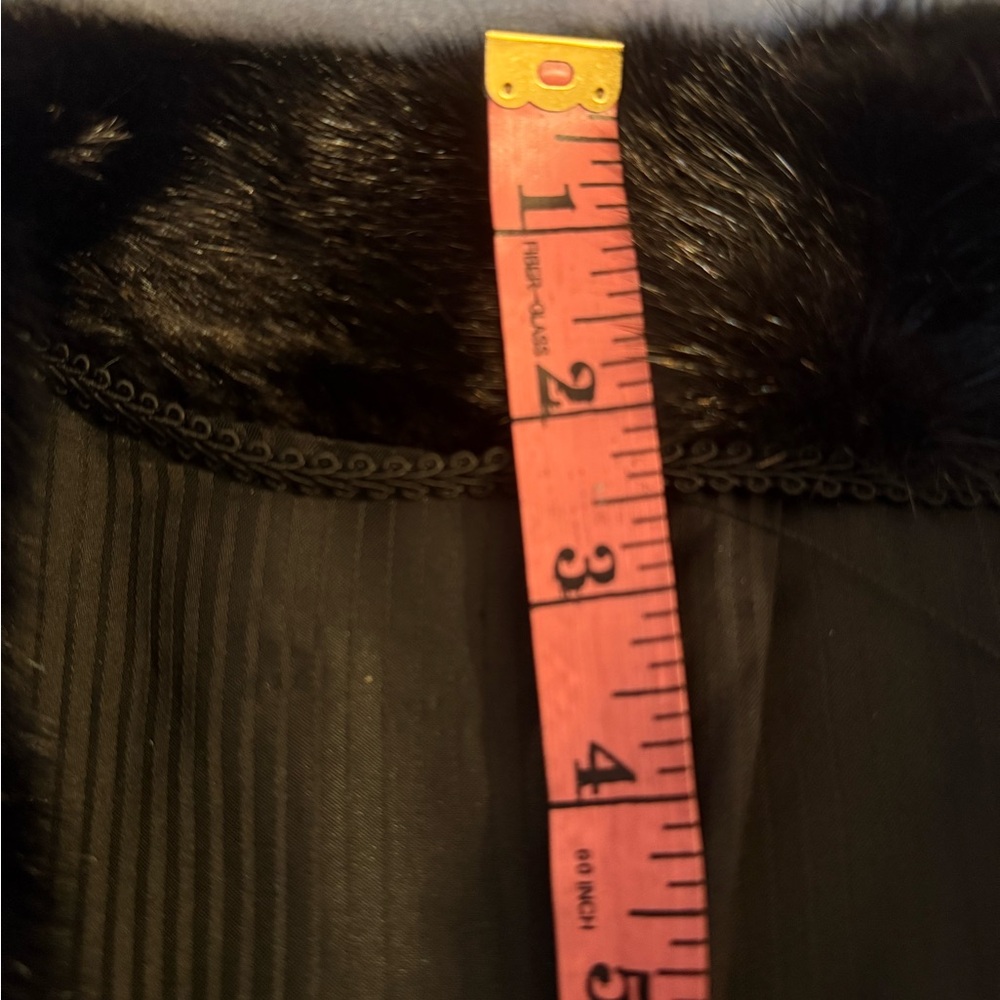 🆕 Elegant Black Genuine Fur Coat - Picture 13 of 13